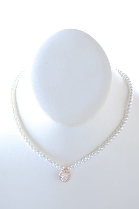 Eloise Pearl Teardrop Necklace